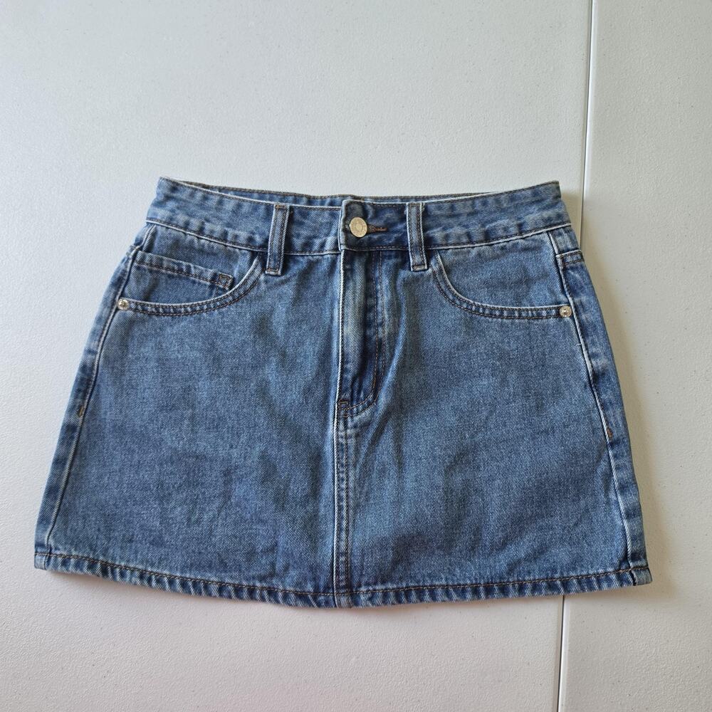 White Fox Skirt Womens XS Blue Denim Mini 100% Cotton Pockets Summer Casual